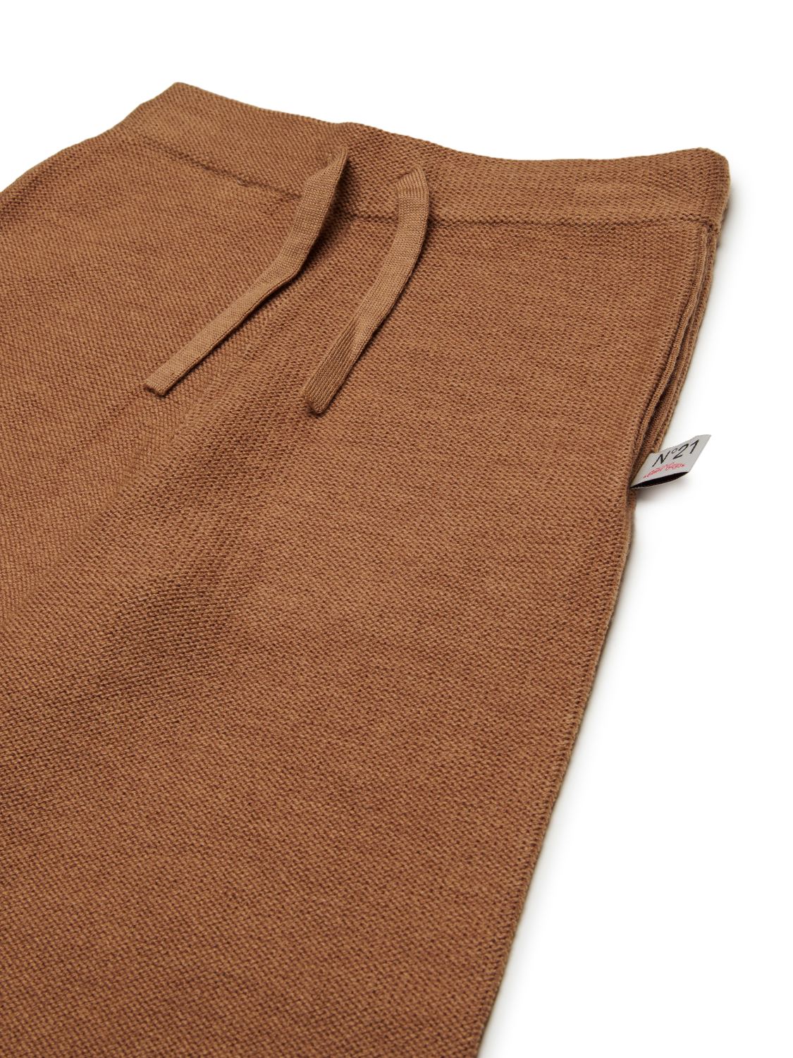 N°21 N2106Y-N04550N720