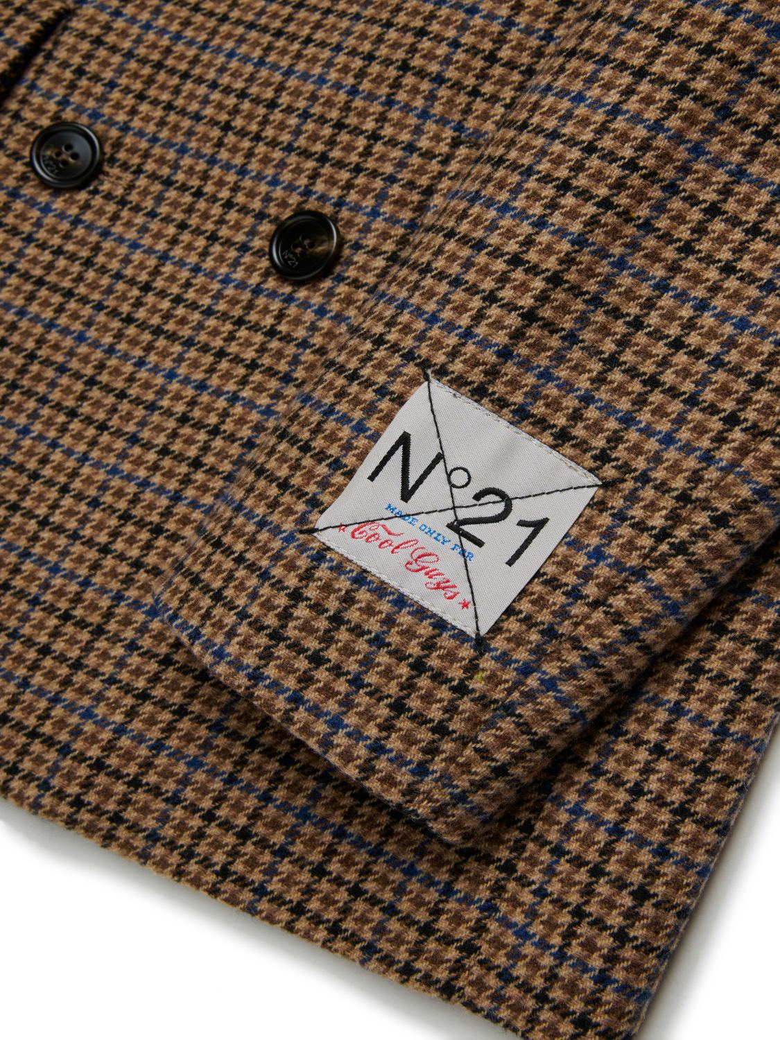 N°21 N2107E-N04410N720